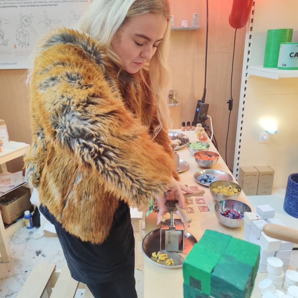 Instagram post from cubcho_. This post is in position 9.